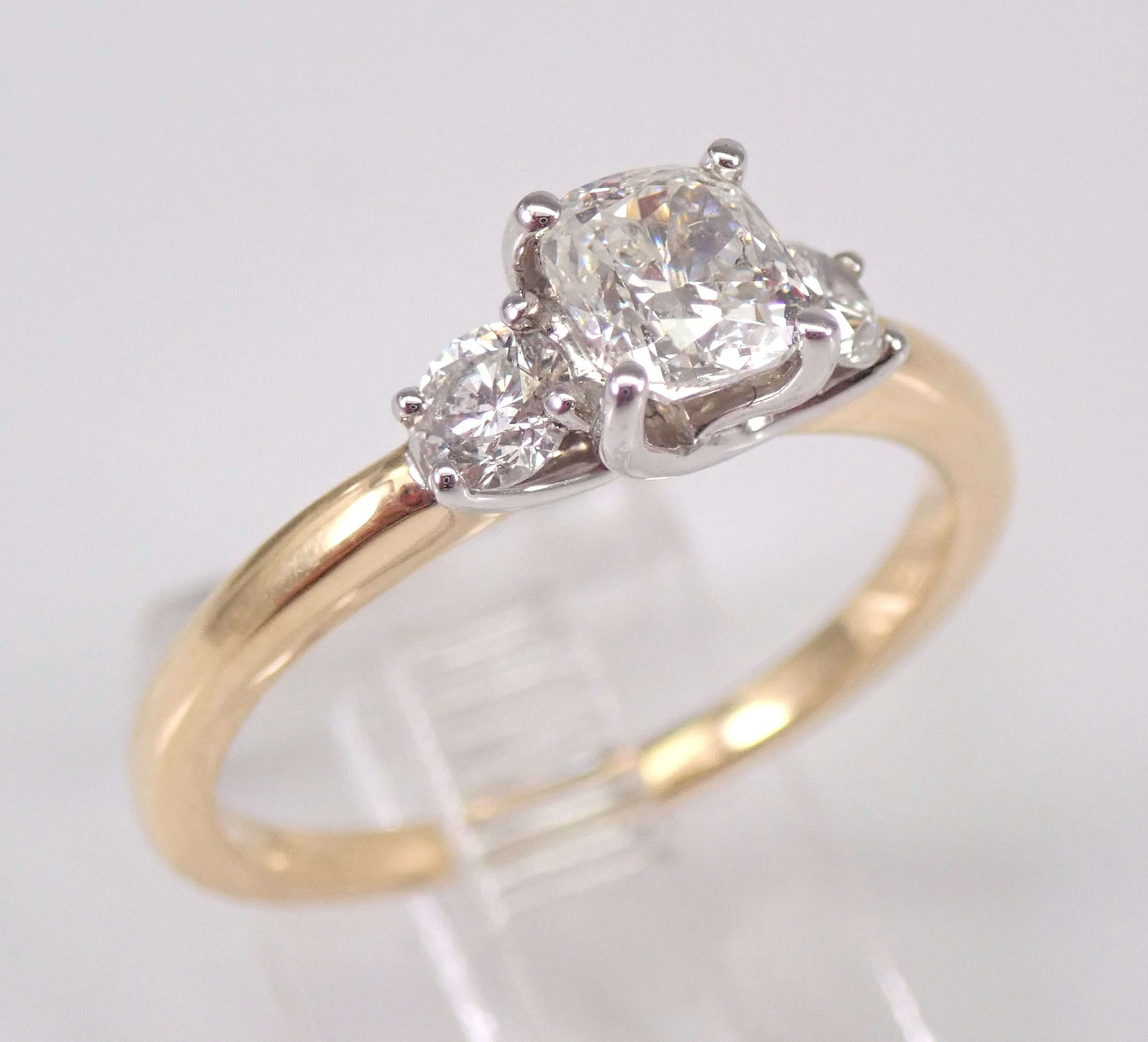 The Engagement Ring and Social Status
