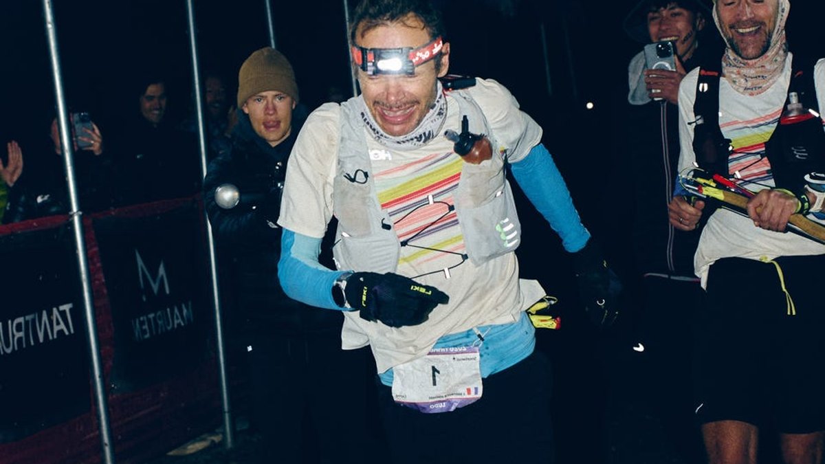 50-Year-Old Trail Runner Surprises With Fastest Hardrock Time - trail runner record