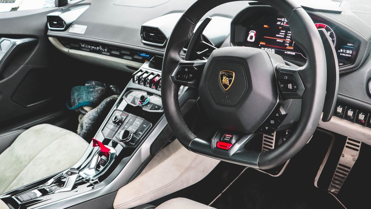 Lamborghini dismisses plans for new manual model - lamborghini manual