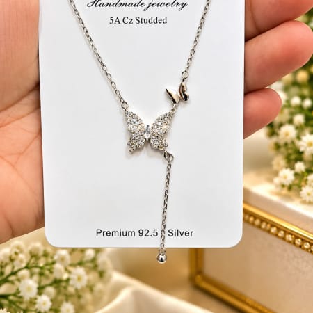 92.5 STERLING SILVER ITALIAN CHAIN PENDANT – 92.50 % silver