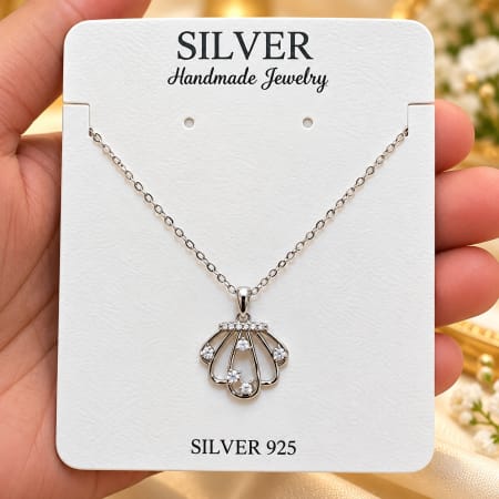 92.5 STERLING SILVER ITALIAN CHAIN PENDANT – 92.50 % silver