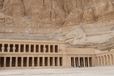 2-Day Luxor Tour from Hurghada by Flight – Balloon & Nile Boat 4