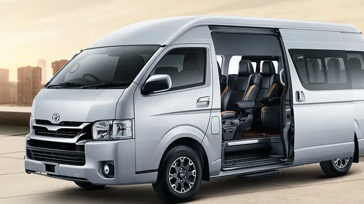 Passenger transport used for an Egyptian airport or excursion transfer Passenger transport for travel in Egypt