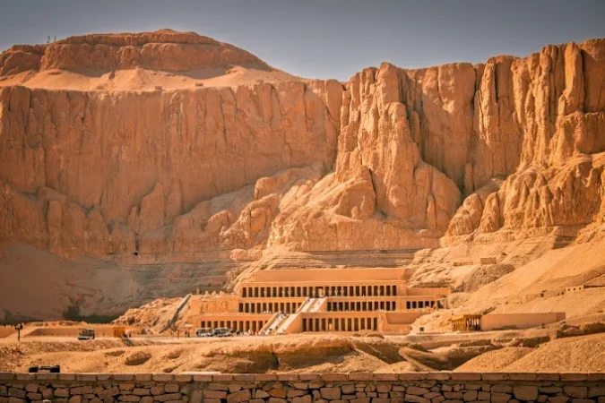 Hatshepsut Temple from Hurghada – An Epic Journey into Ancient Egypt’s Majesty 2027