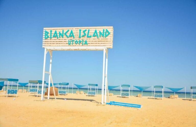 Bianka Island Utopia: Snorkelling, Coral Reefs and Island Day Trip