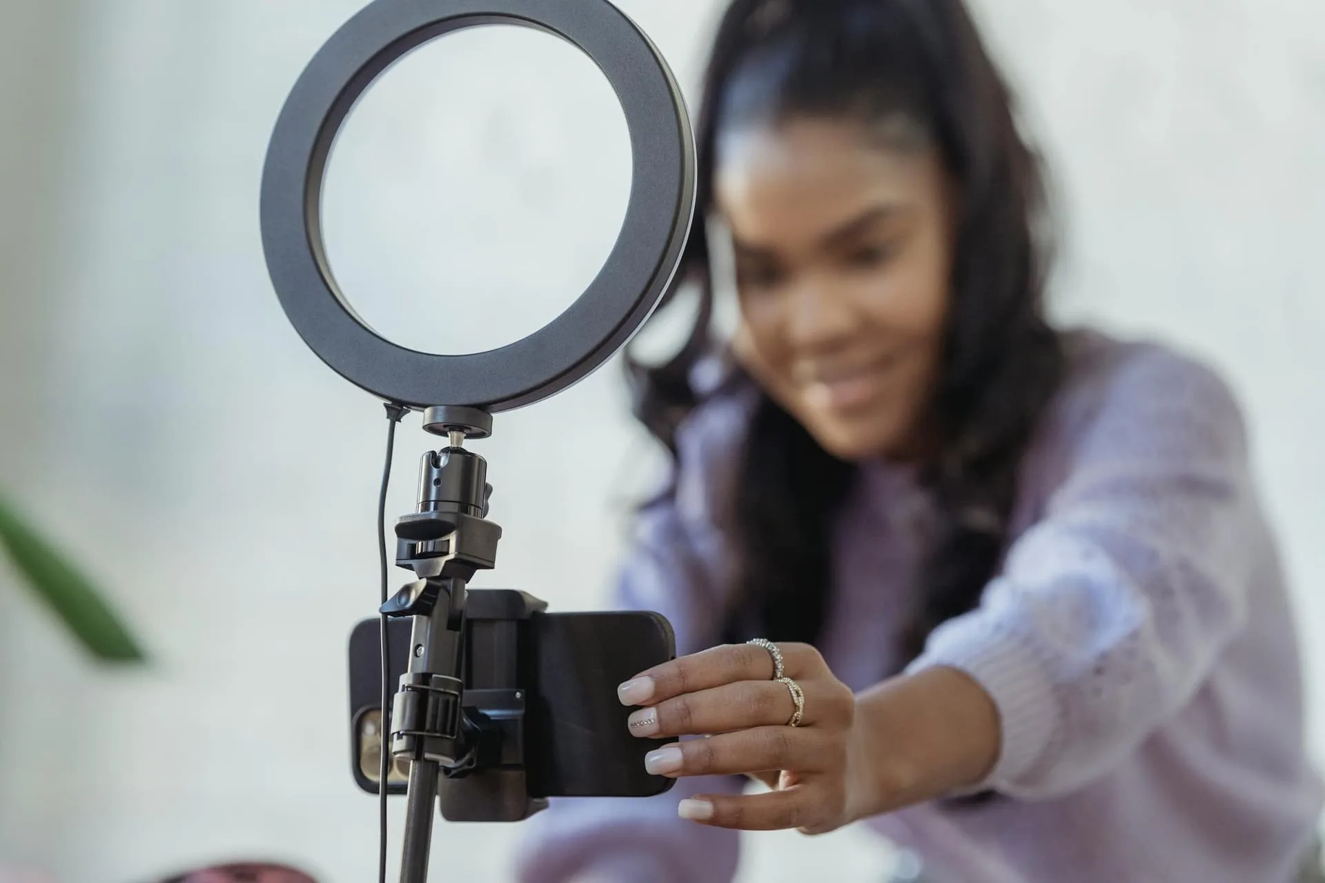 beyond the savannah, Introductory Video service image