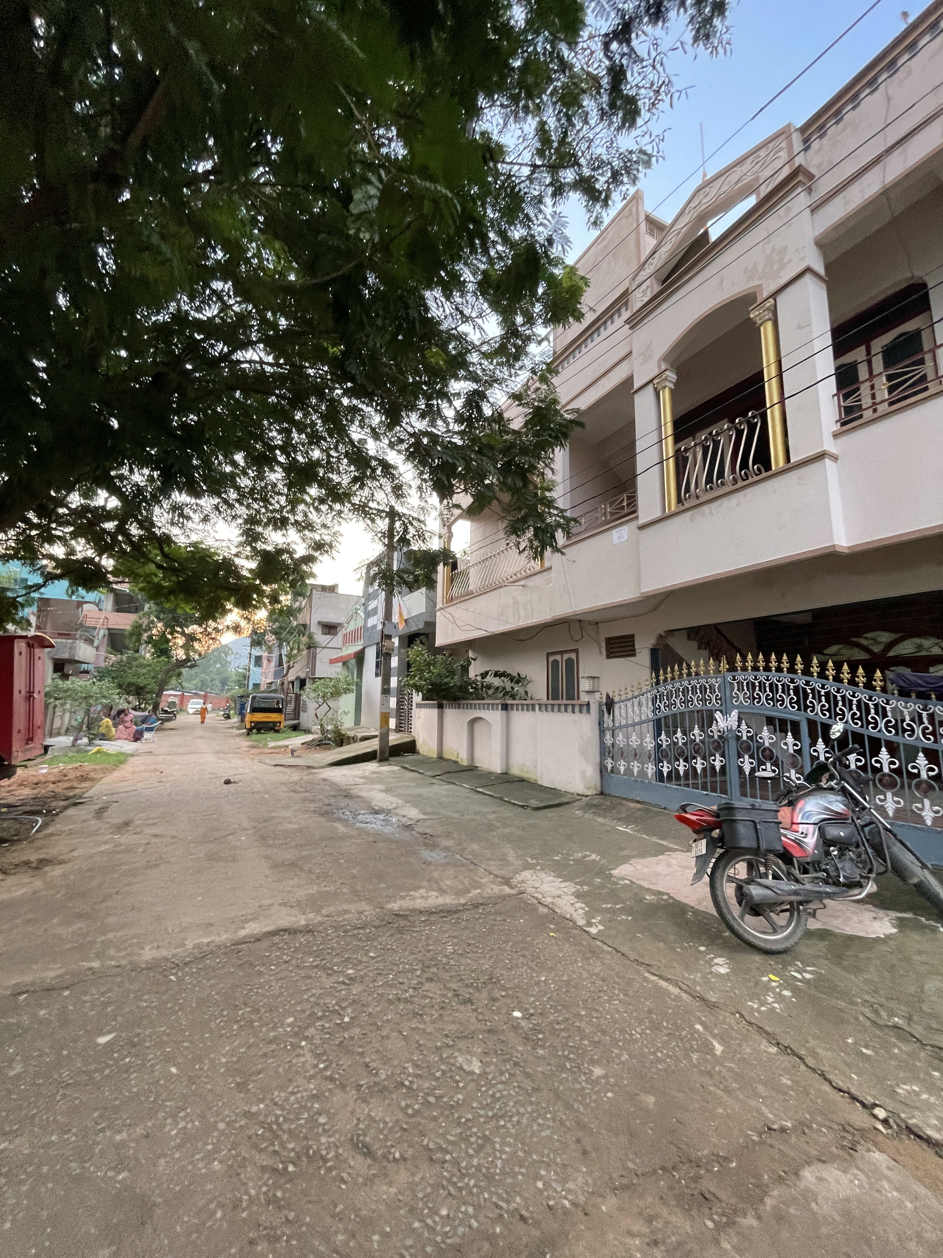 House for sale photo 3