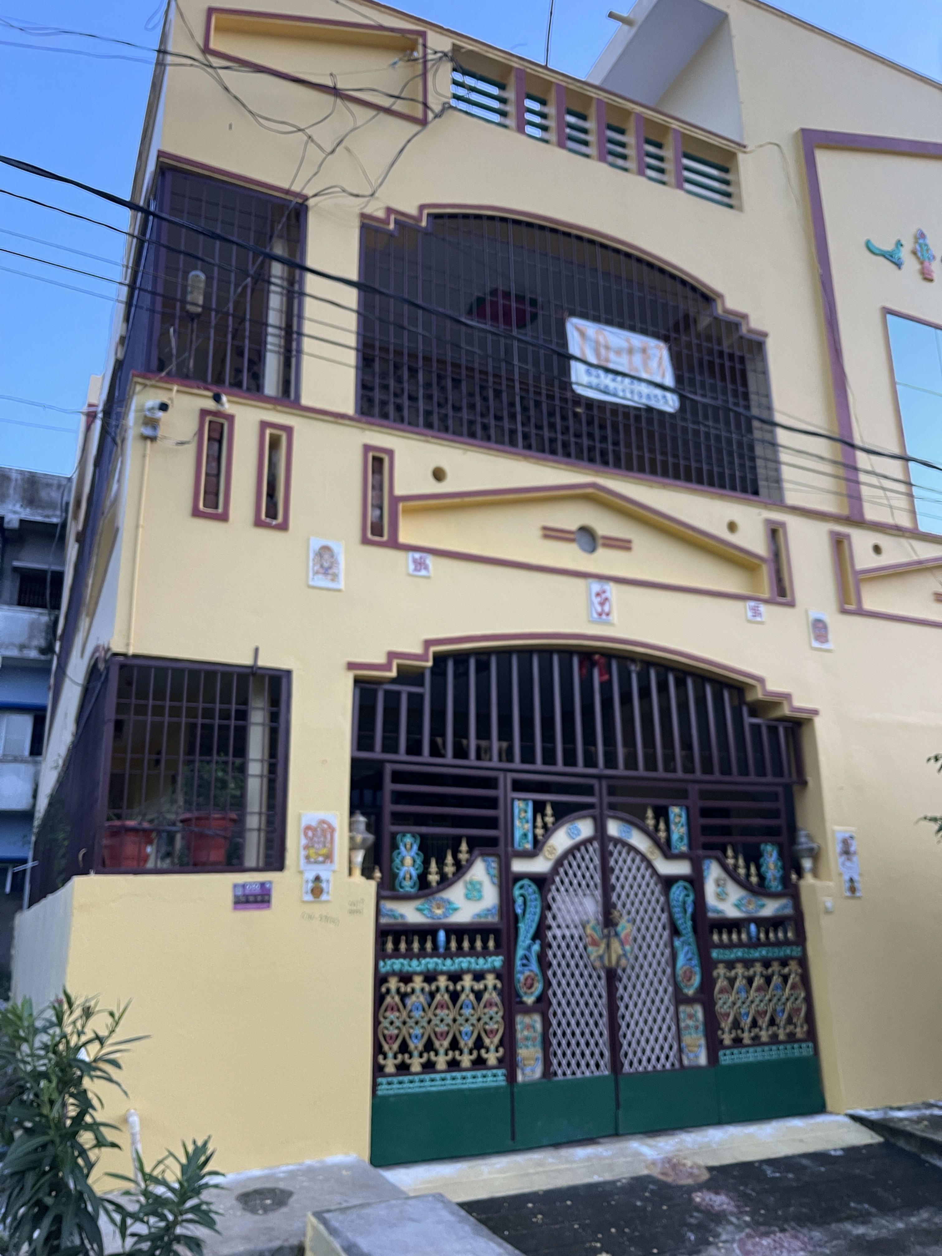 2 House for rent photo 1