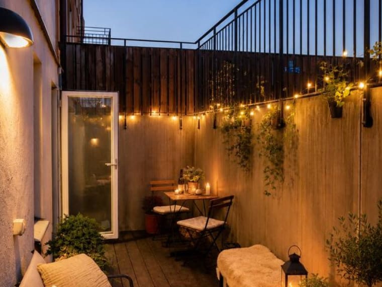 Privat terrass i företagsbostaden i Stora Mossen, Bromma