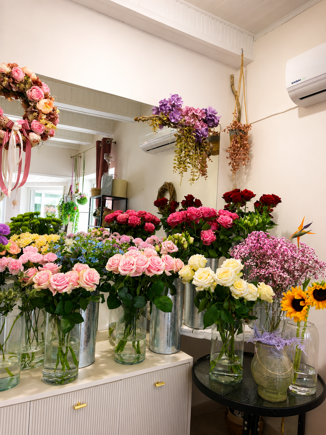 Wnętrze atelier Patio Deco & Flowers