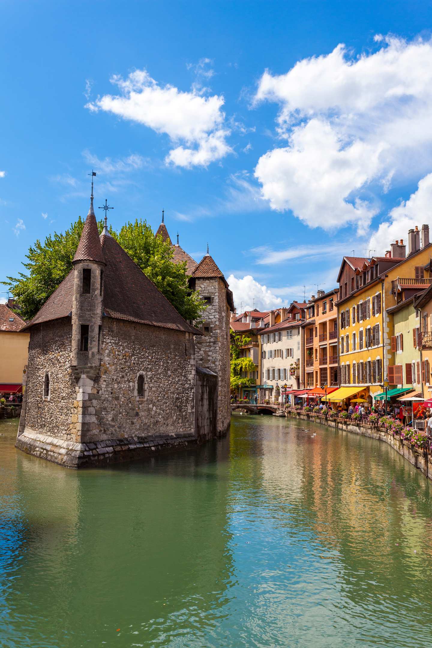 Switzerland & France: Lake Geneva, Annecy & Valleys of the Alps