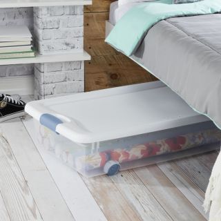 Caja de plástico con ruedas, caja bajo cama 53 litros