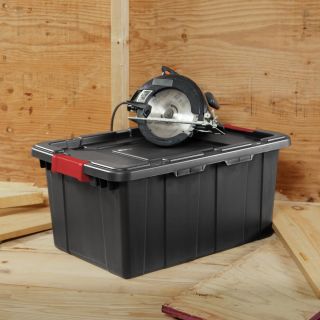 Caja Tote industrial  con tapa y broches de 57  litros sterilite