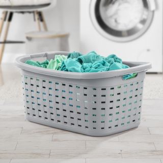 Cesta tejida de lavanderia con asas