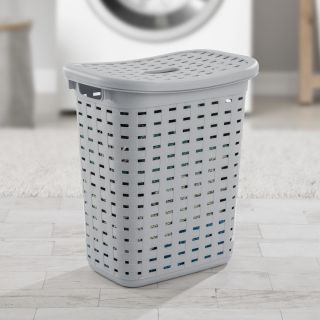 Cesto tejido con tapa para ropa