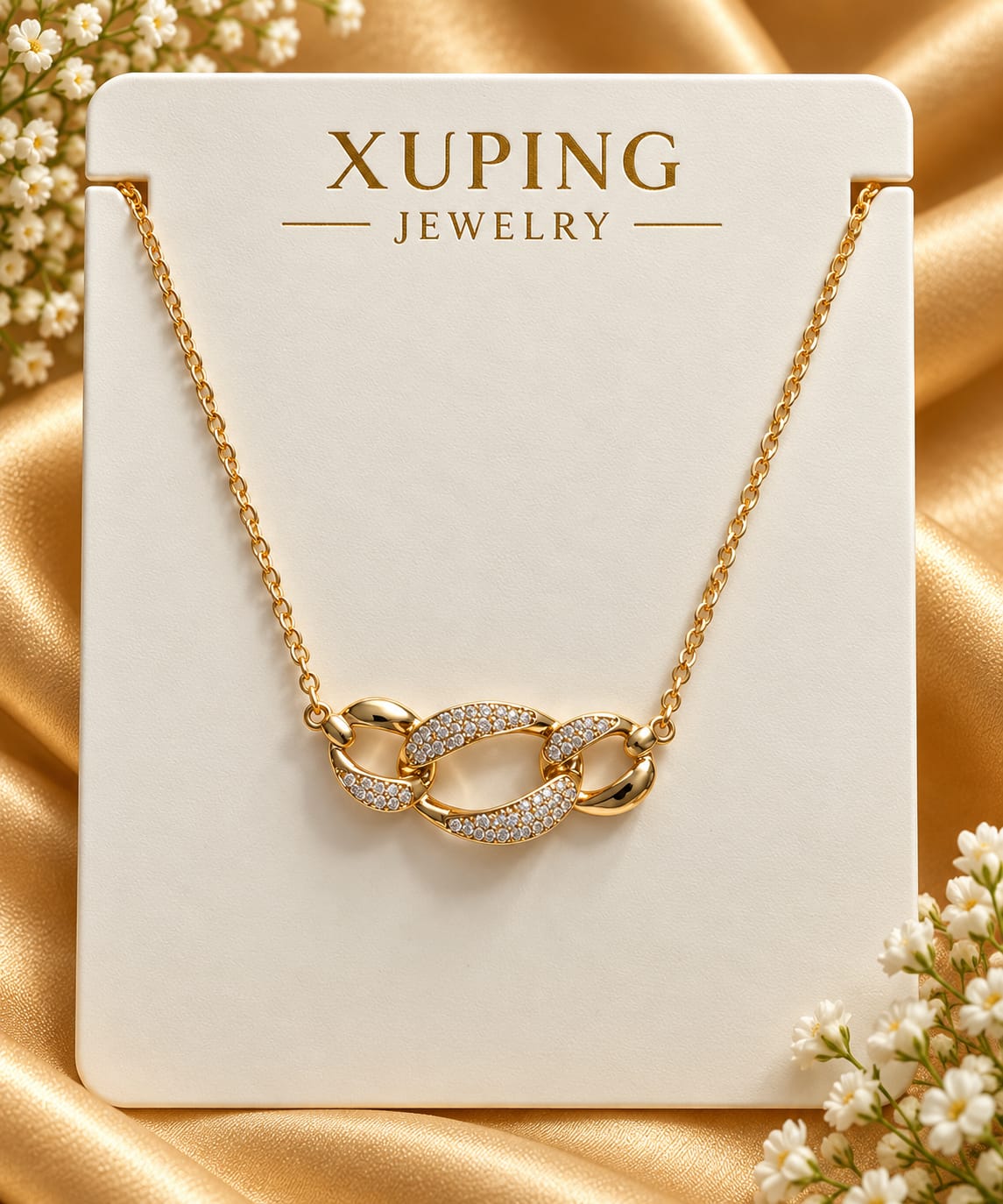 Pavé Chain Link Pendant Necklace