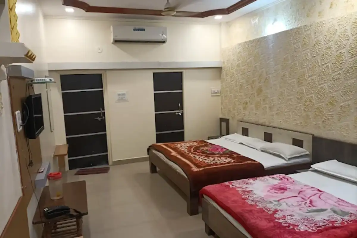 Hotel Gujarat Heritage Ujjain