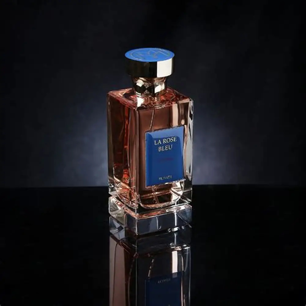 La Rose Bleu