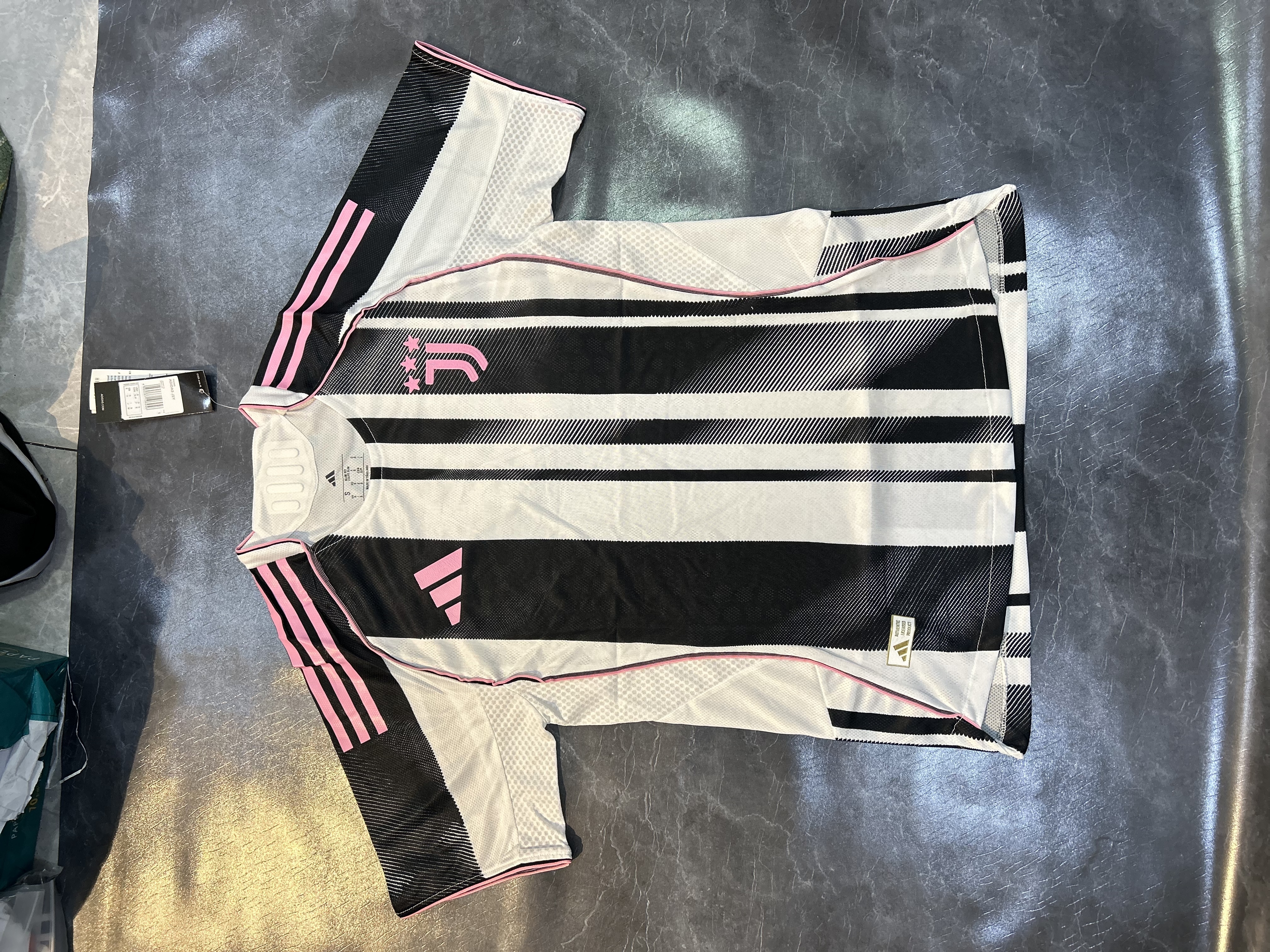 JUVENTUS HOME 2025/26 OFFICIAL PLAYER VERSION JERSEY