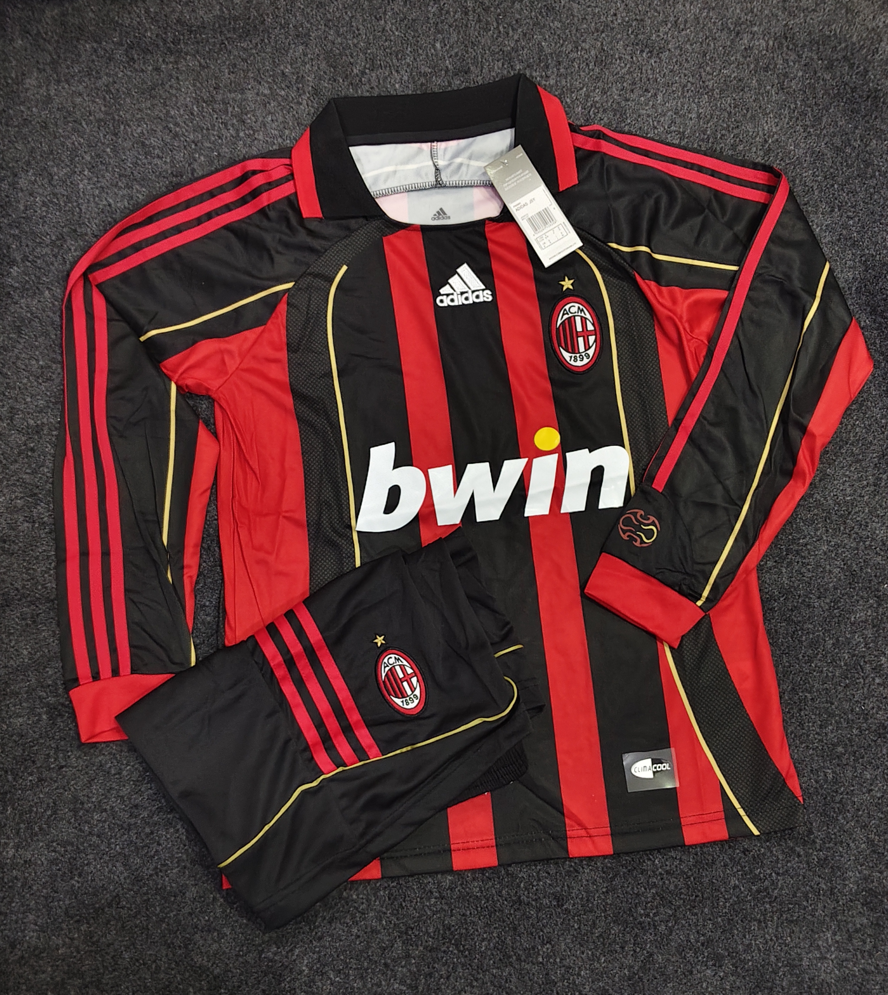 AC MILAN HOME 2006 FULL SLEEVES PREMIUM KIT