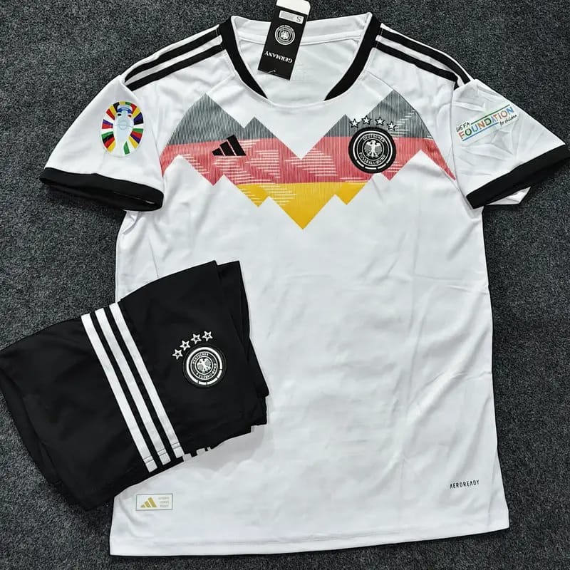 GERMANY HOME CONCEPT KIT WITH BADGES
