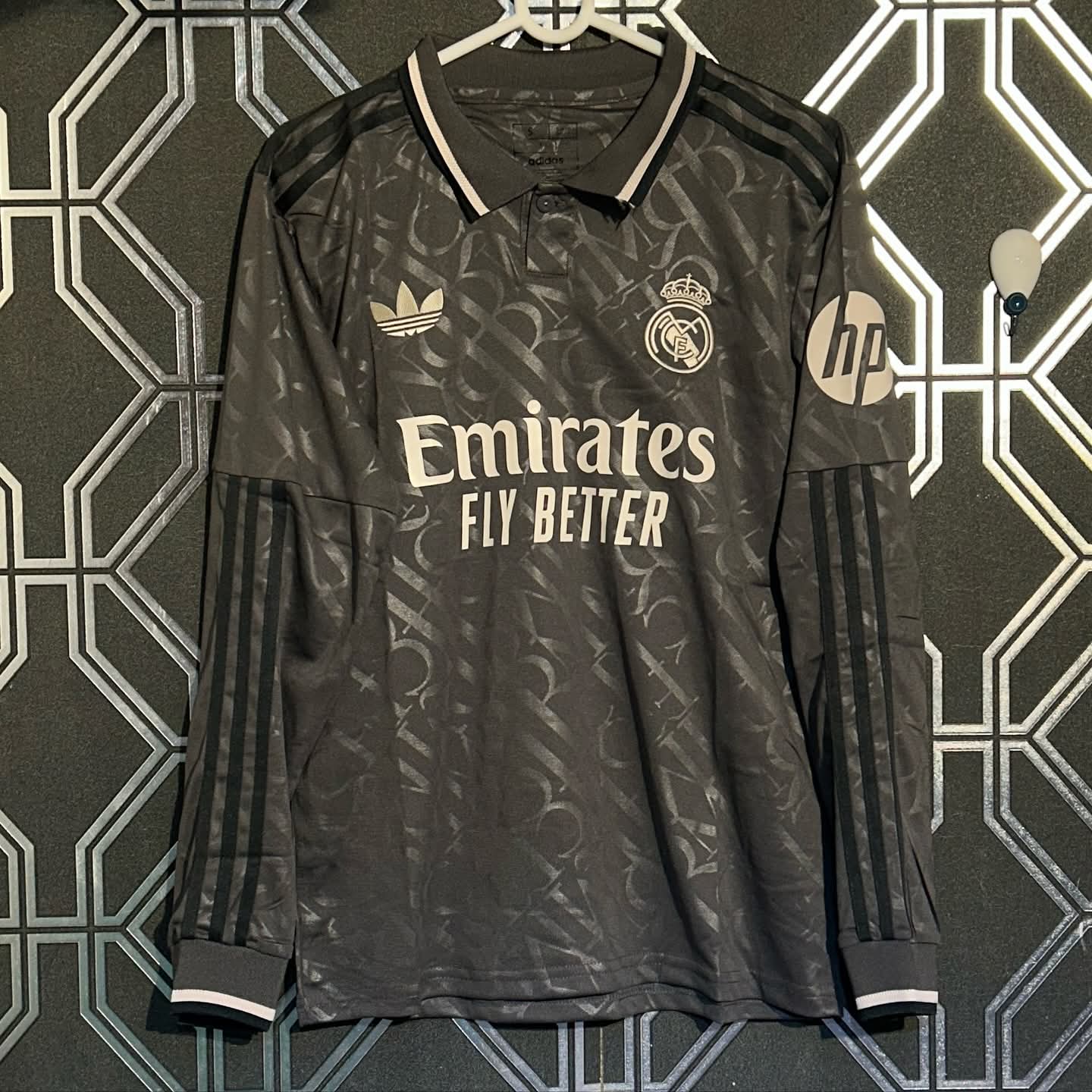 REAL MADRID GREY 2024/2025 OFFICIAL FULL SLEEVES PREMIUM