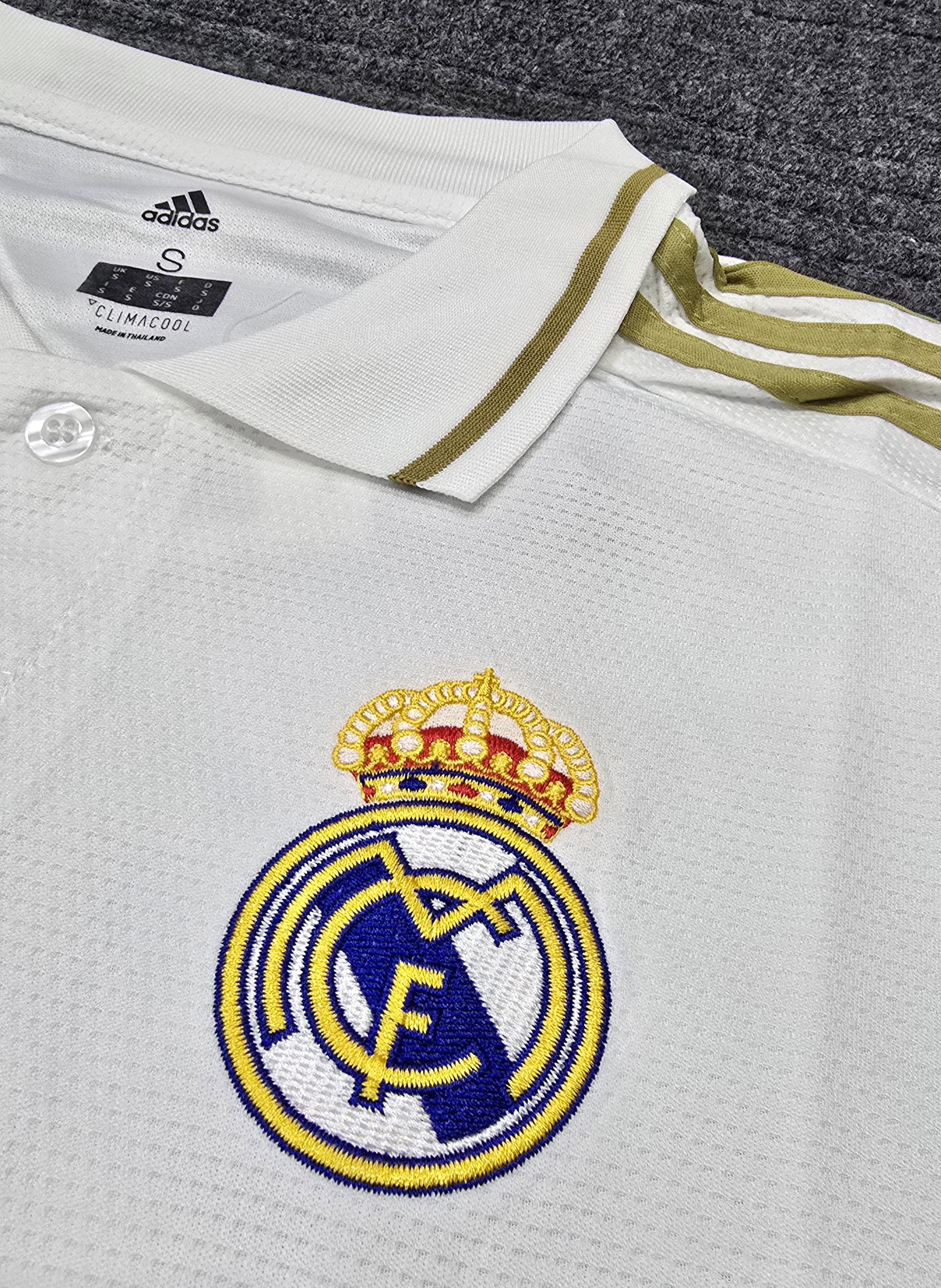 REAL MADRID HOME FULL SLEVEES 2012/13  VINTAGE JERSEY Thumbnail 2