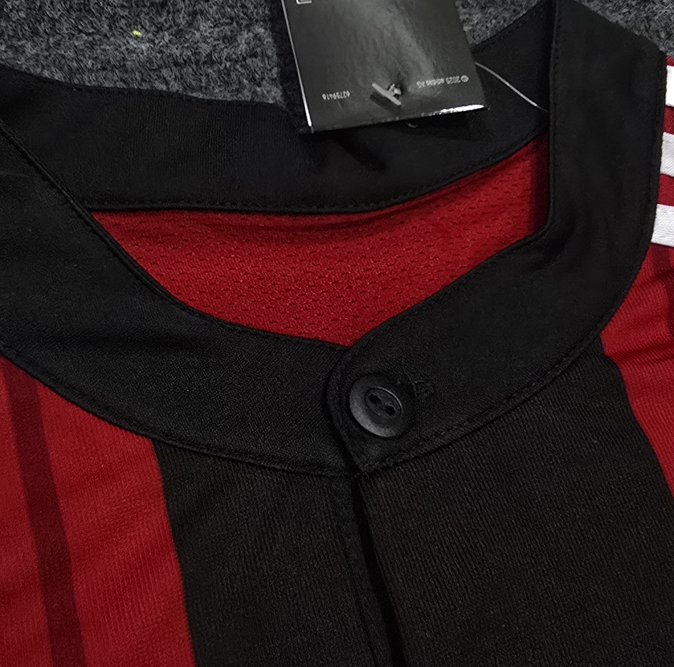 AC MILAN HOME 2014/15 VINTAGE RETRO JERSEY Thumbnail 3