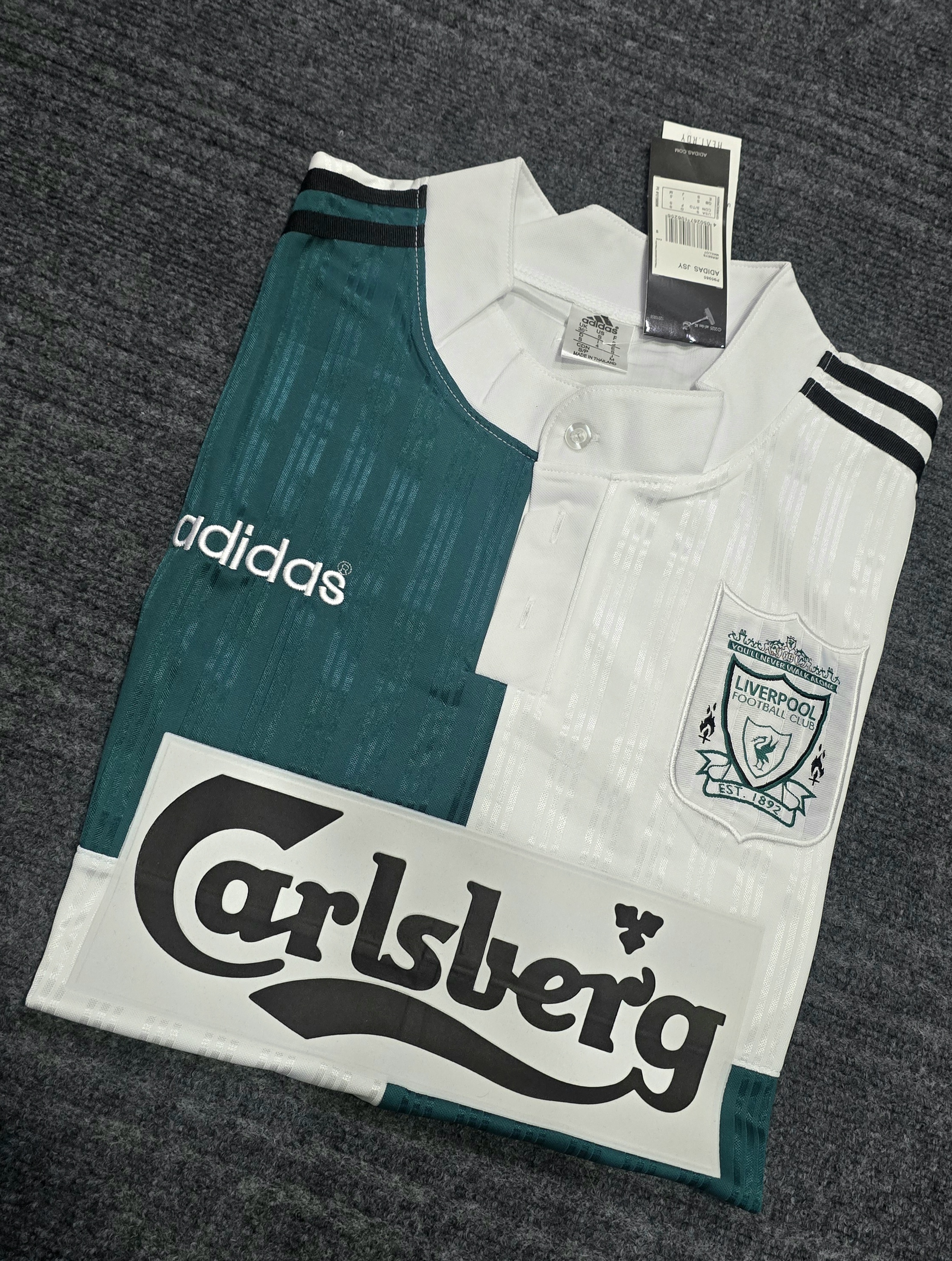 LIVERPOOL WHITE X RICH GREEN 1995 AWAY OFFICIAL VINTAGE RETRO JERSEY - Master Quality Football Kit India