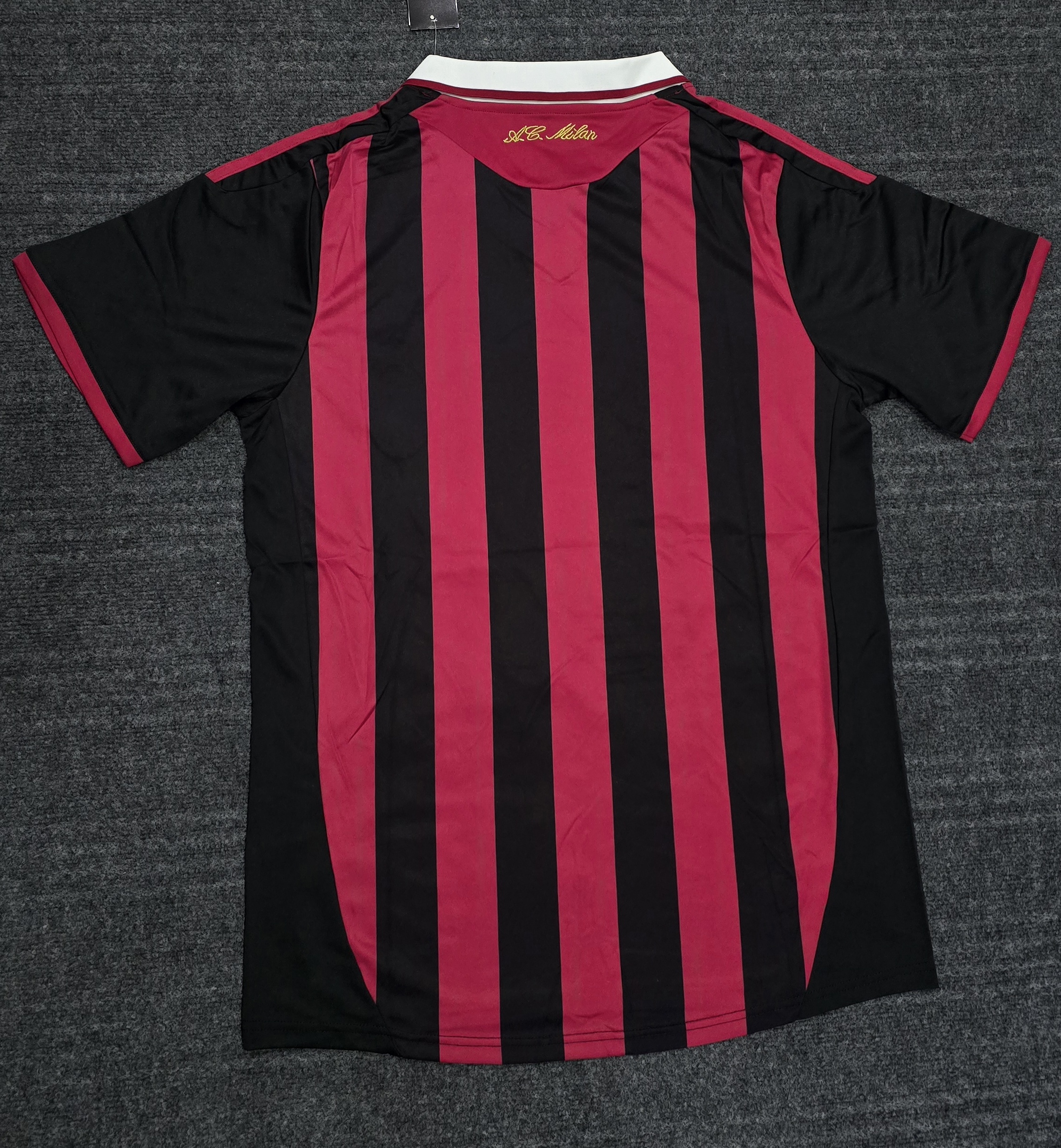 AC MILAN HOME 2009/10 OFFICIAL VINTAGE JERSEY Thumbnail 6