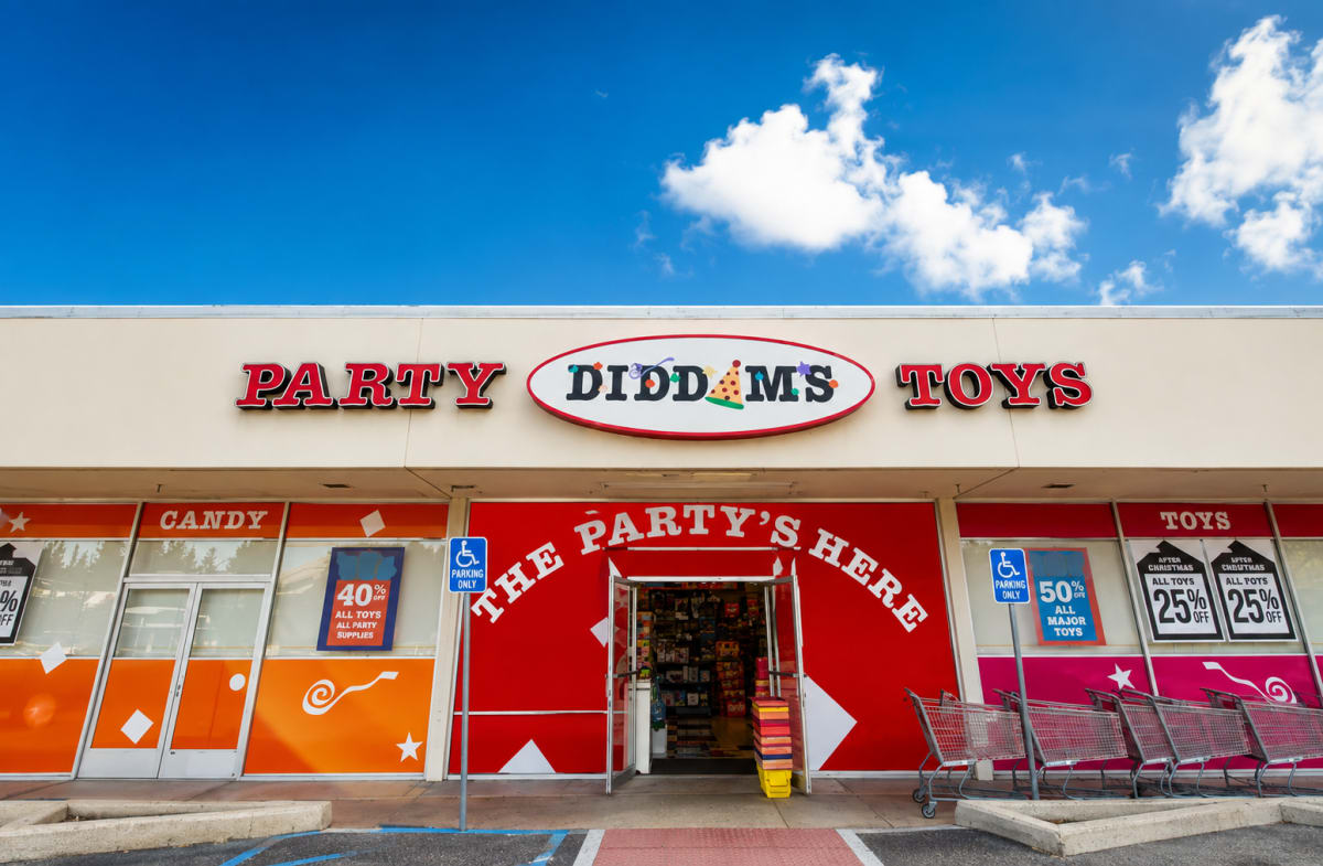Diddams Mountain View storefront