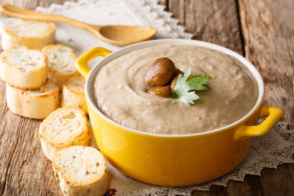Piatto vegano invernale e saporito. Castagne e rosmarino