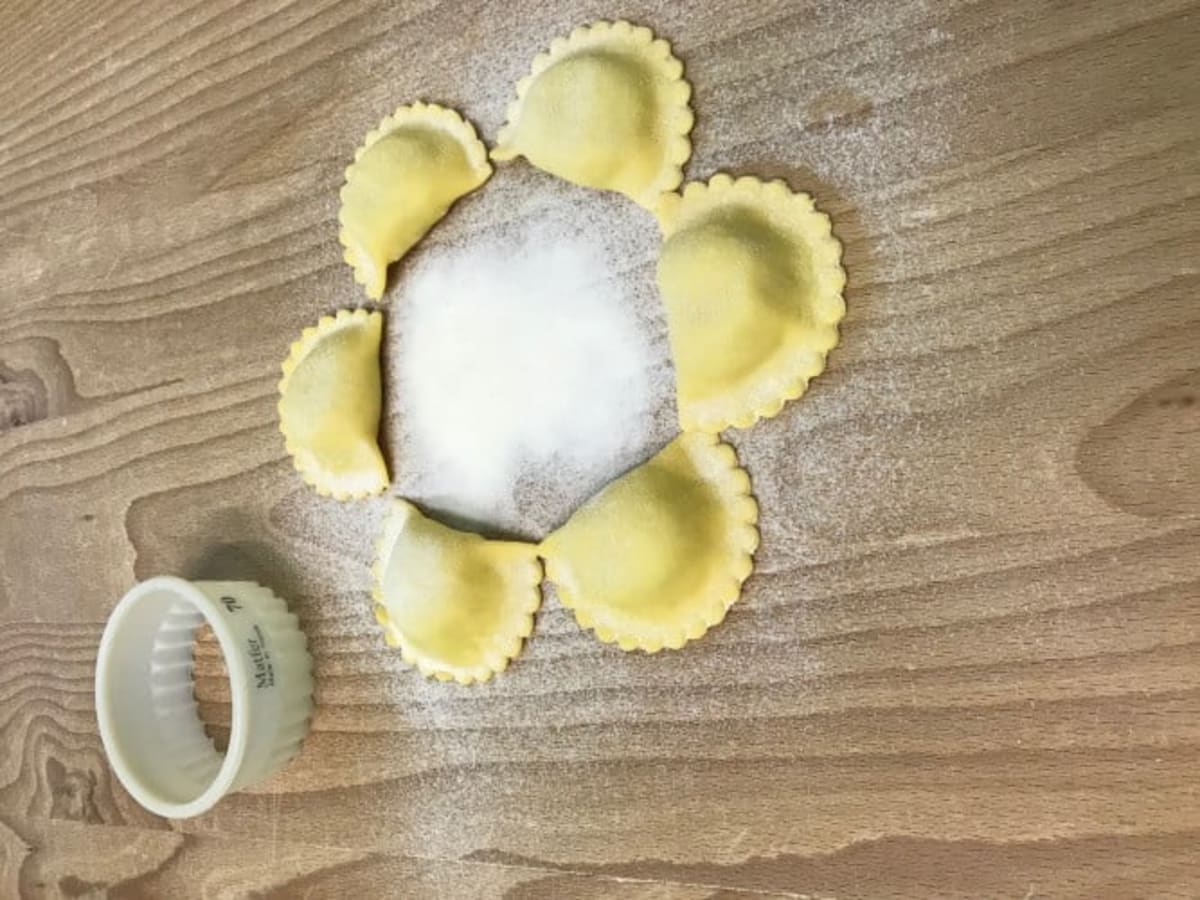 Branzino al forno e patate. A volte con scorza di limone e prezzemolo