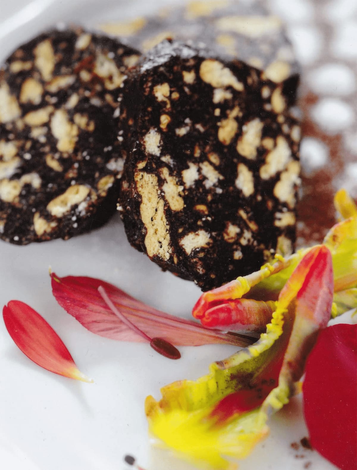 Biscotti secchi, uova, cacao e zucchero. Una sicurezza da sempre