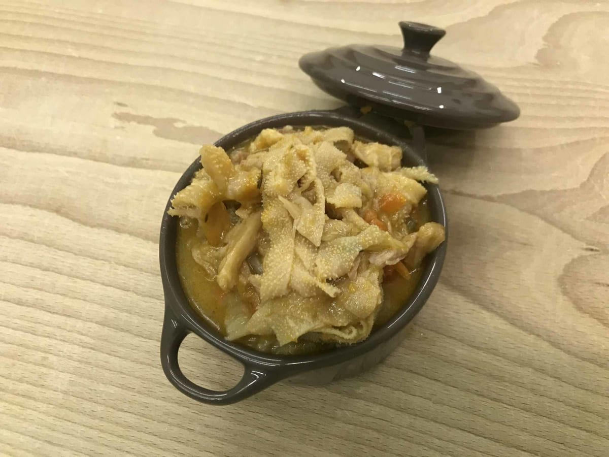 Trippa in umido. Piatto fuori moda ma buonissimo.