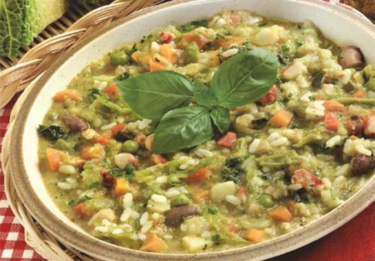 Freddo o caldo, con i cereali o con i legumi, il nostro minestrone è sempre gradito