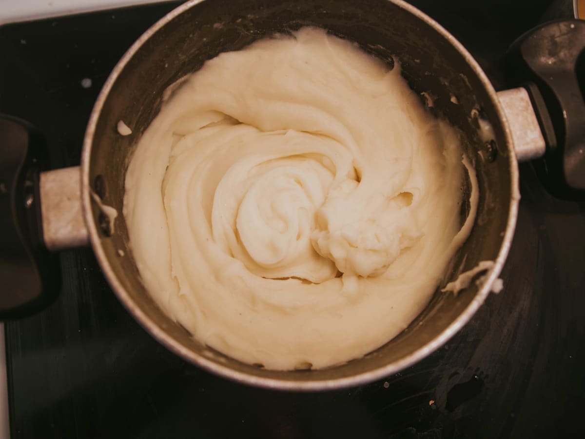 Pentola con purea di patate