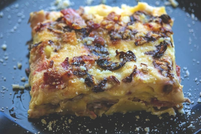 Radicchio stufato e crescenza per le nostre lasagne vegetariane