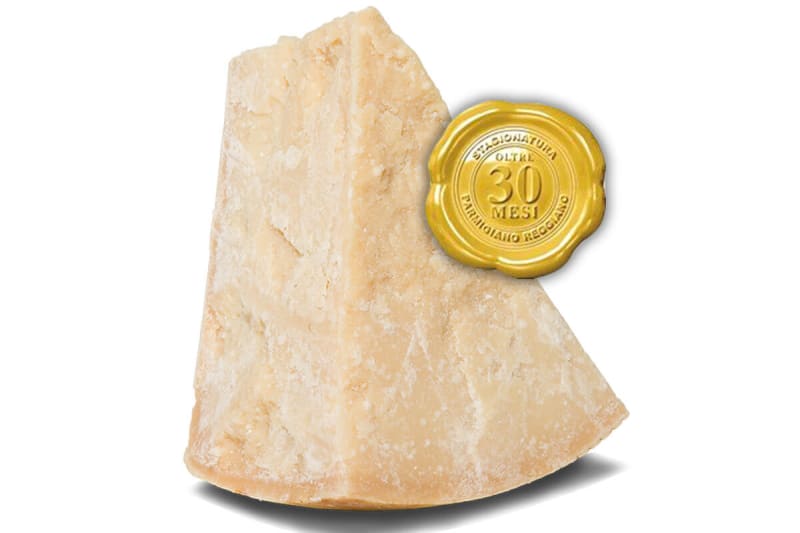 Utilizziamo e vendiamo solo parmigiano reggiano da 30 mesi in su per evitare ogni problema di intolleranza.