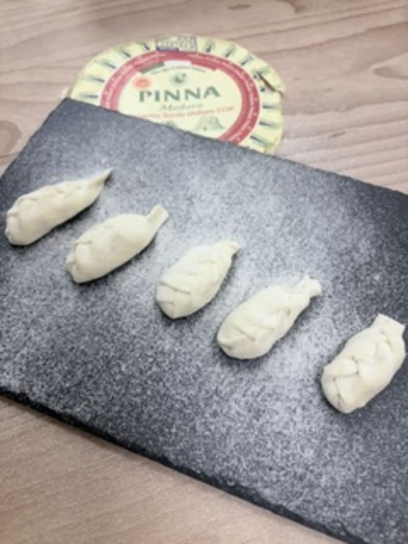 Dalla sardegna la ricetta originale (approvata da un sardo) per i nostri culargiones