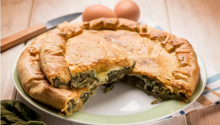 Torta pasqualina con erbette e crescenza
