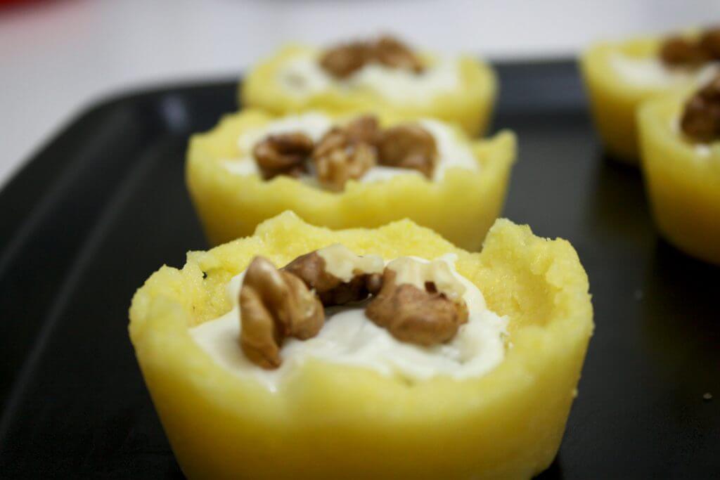 Sformatino di polenta e gorgonzola. Pronto da gratinare