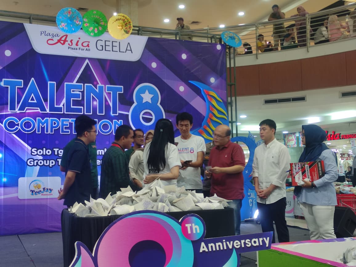 Rayakan Ulang Tahun yg ke 18 dengan Keberkahan: Plaza Asia Hadiahkan Umroh Gratis untuk Pelanggan Setia