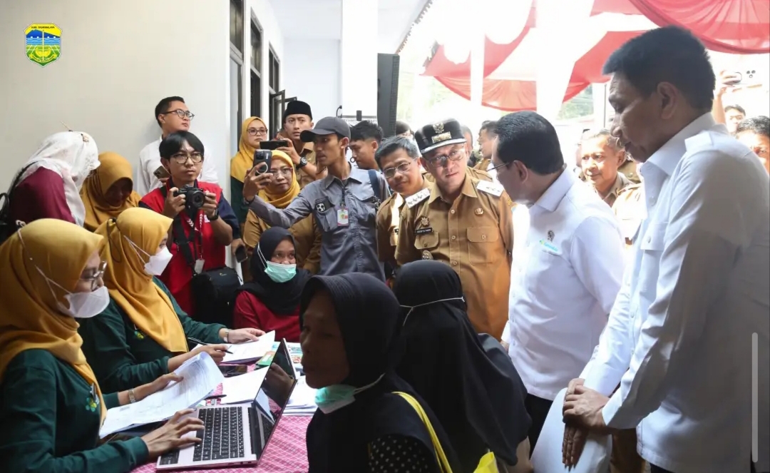 Wamenkes dan Wamendagri Tinjau Skrining TBC di Tasikmalaya, Bupati Cecep Optimistis Target Tercapai