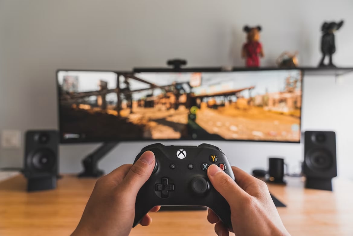 Microsoft Cuts More Xbox Jobs as Activision Takes Over Next Halo Game