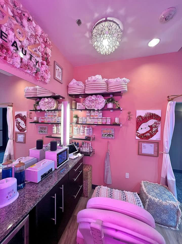 Jordan - Jo.Z Beauty Bar