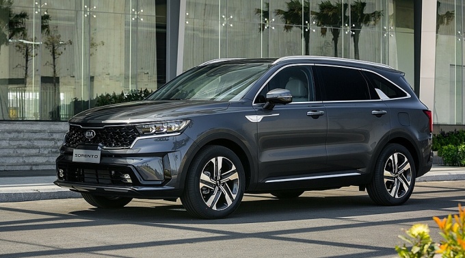 Sorento thế hệ mới tại trụ sở của hãng ở Chu Lai, Quảng Nam. Ảnh: Thaco