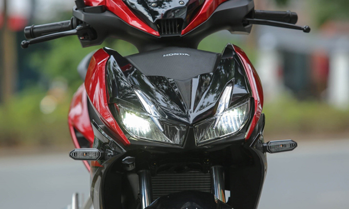 Đèn chiếu sáng LED trên Winner X.