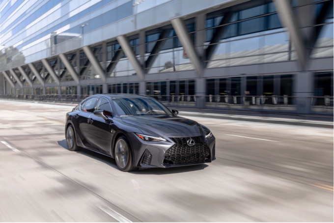 IS 300 F Sport. Ảnh: Lexus Việt Nam.