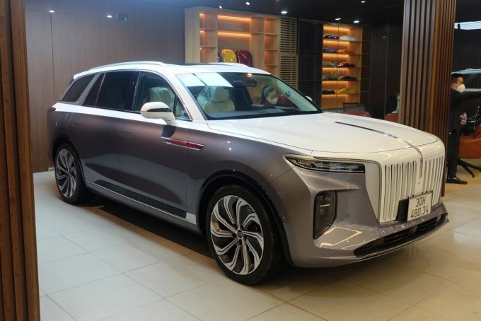 Mẫu SUV thuần điện E-HS9 tại Việt Nam. Ảnh: Phạm Trung